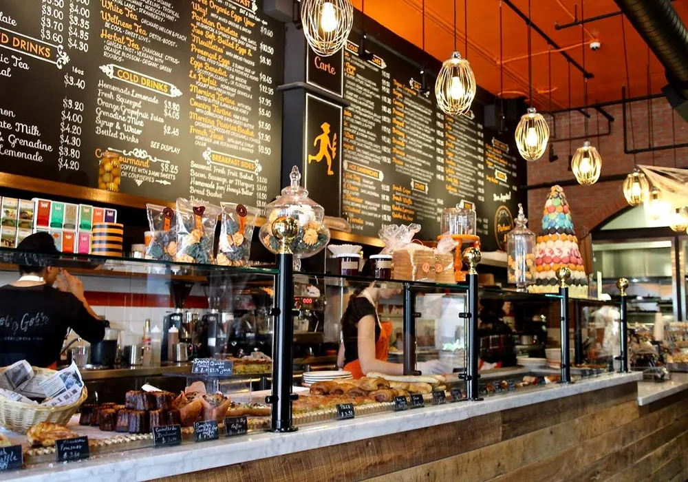 Comptoir de café et pâtisserie chez Pitchoun à Los Angeles