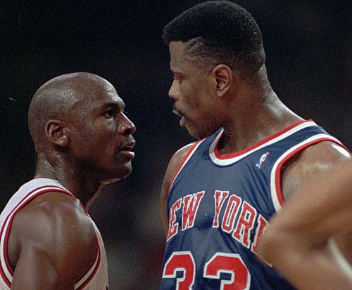 Patrick Ewing face à Michael Jordan lors d’un match de playoffs au Madison Square Garden