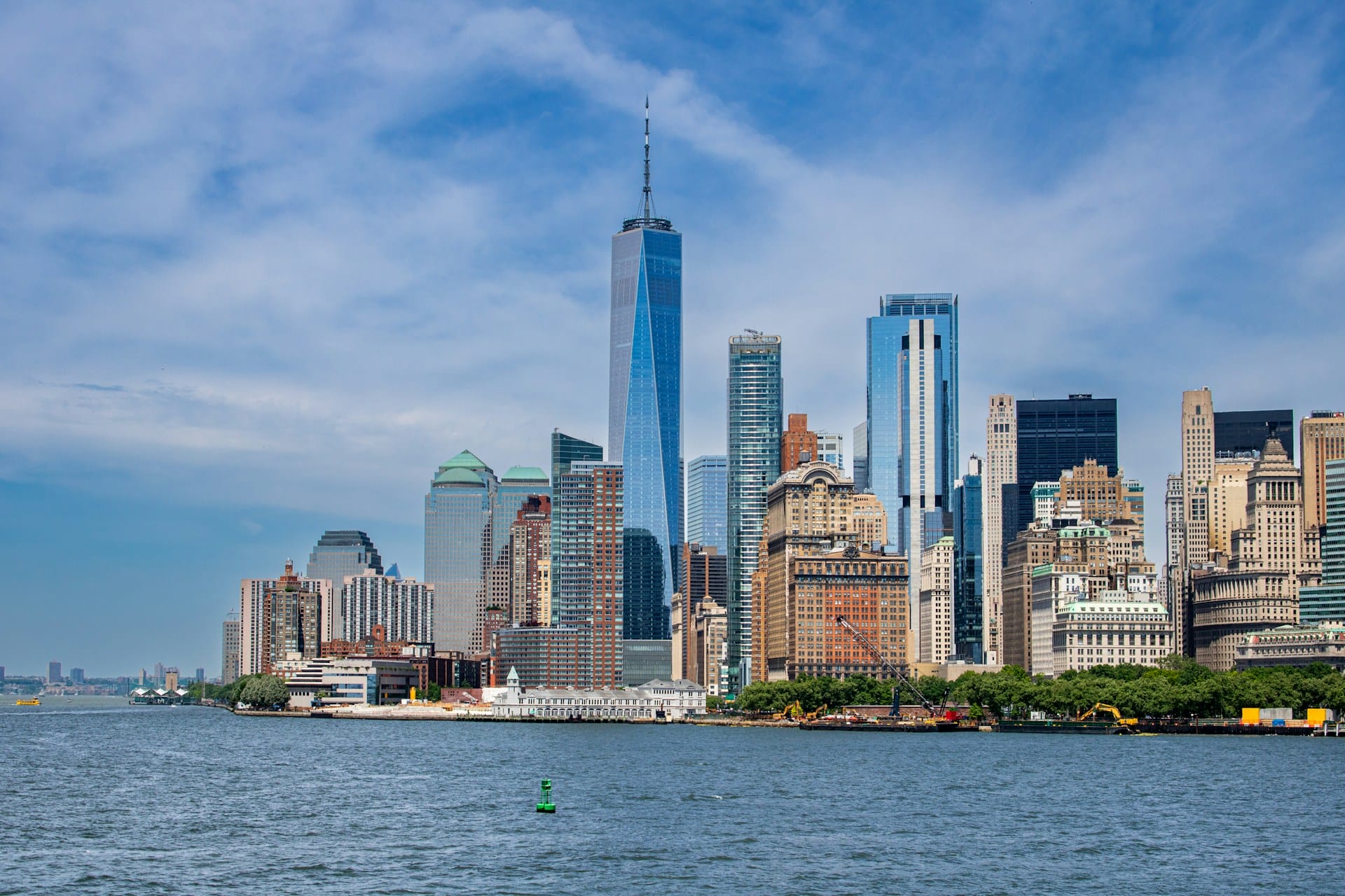 Vista de los edificios de Lower Manhattan en Nueva York