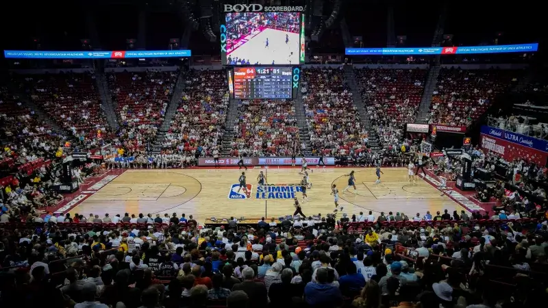 Vista interior del Thomas  Mack Center durante un partido NBA Summer League en Las Vegas