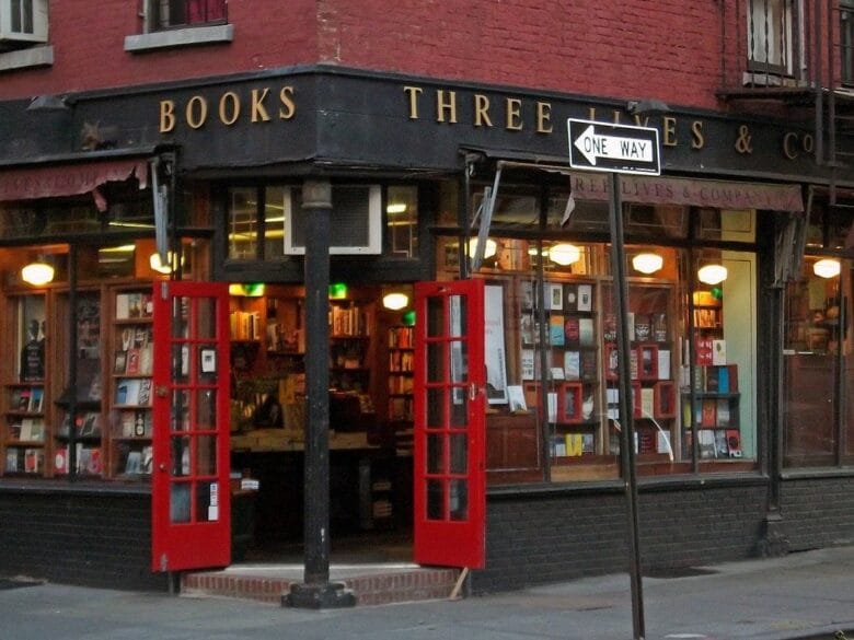 Fachada de la librería Three Lives & Company en Greenwich Village, Nueva York.