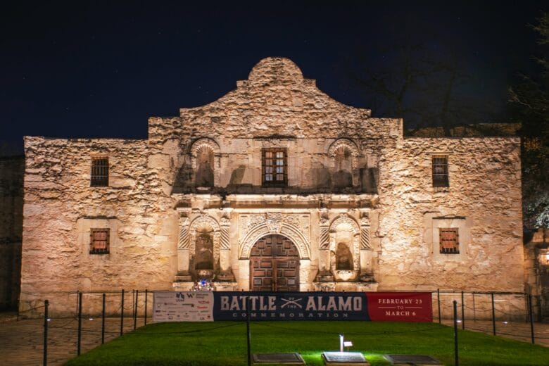 For Alamo San Antonio