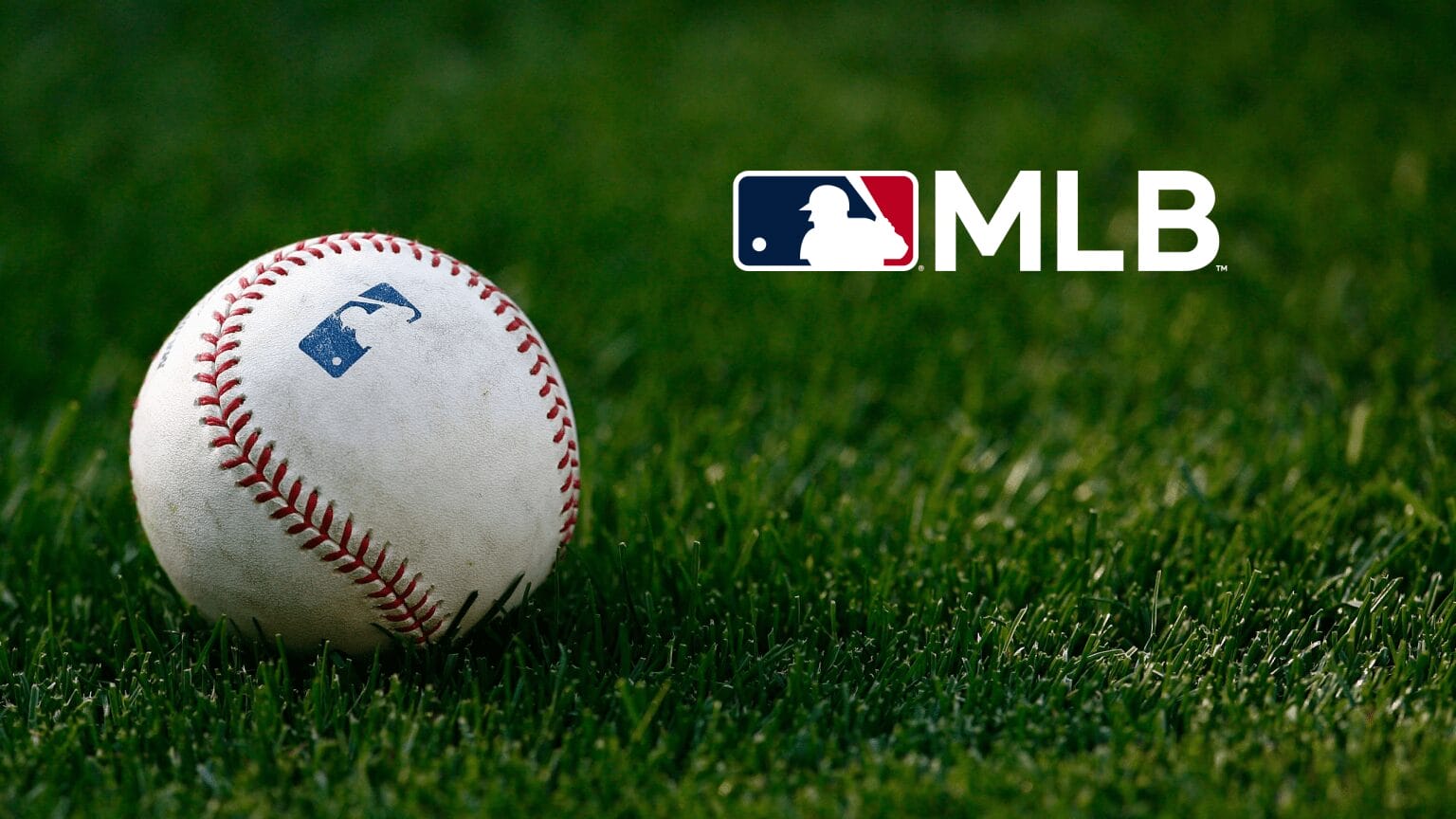 Balle de baseball MLB sur gazon illustrant le palmarès des champions MLB